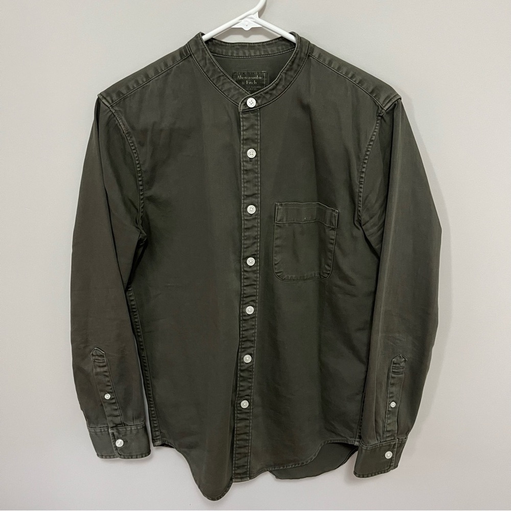 Abercrombie & Fitch Dark Olive Casual Button Down Shirt
